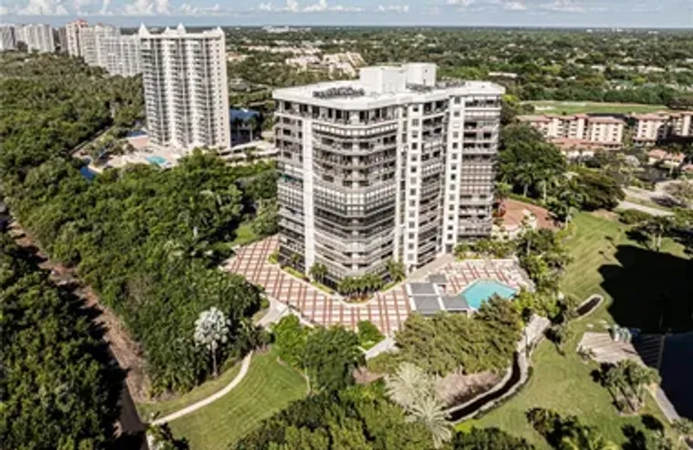 6075 PELICAN BAY BLVD 203, NAPLES, FL, 3..., Naples, FL 34108