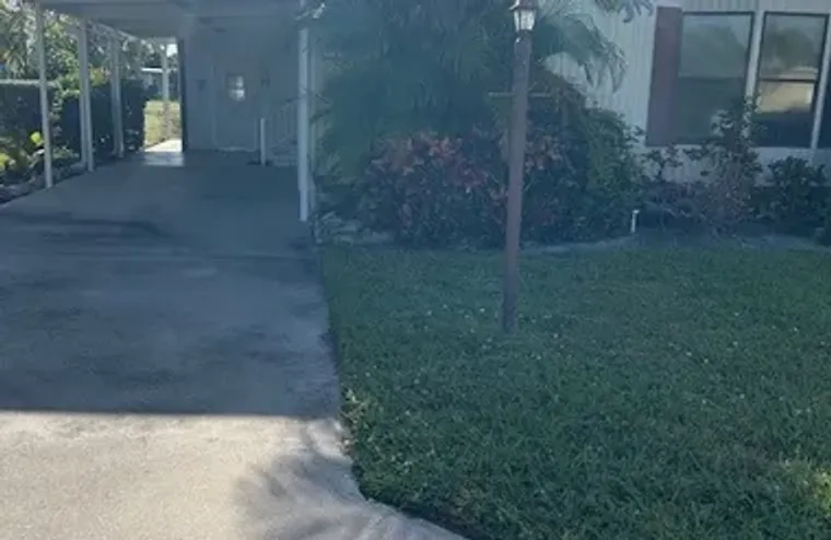 611 CHARLEMAGNE BLVD, NAPLES, FL, 34112, Naples, FL 34112