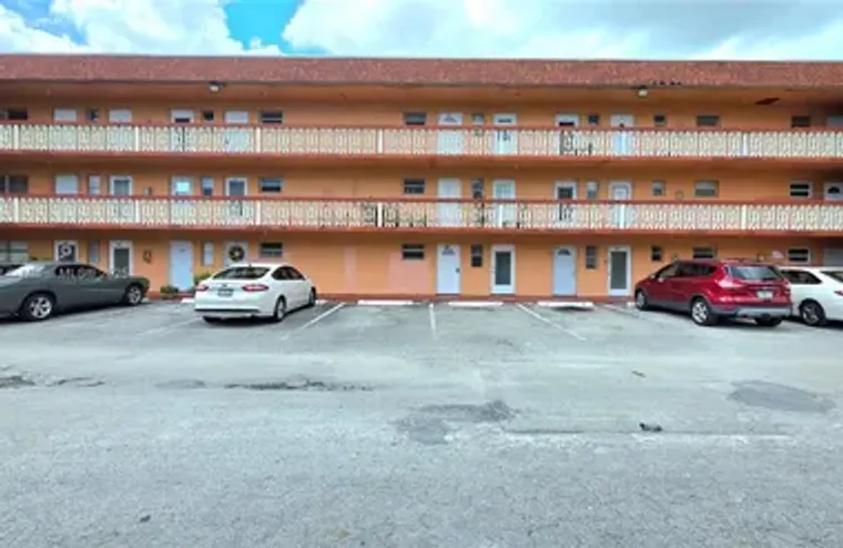 18900 NE 3RD CT APT 520, MIAMI, FL, 3317..., Miami, FL 33179