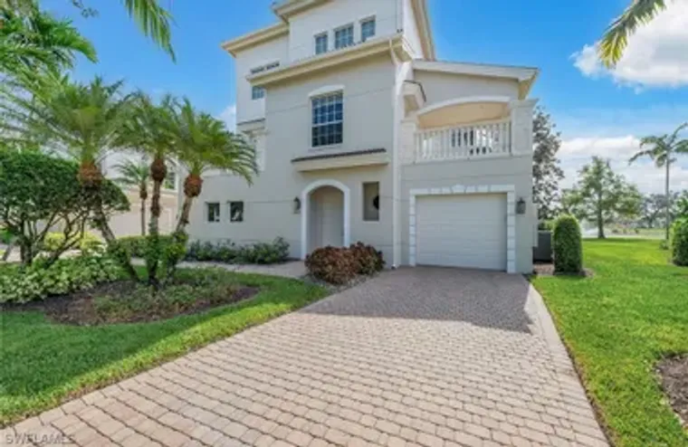 558 AVELLINO ISLES CIR 14102, NAPLES, FL..., Naples, FL 34119