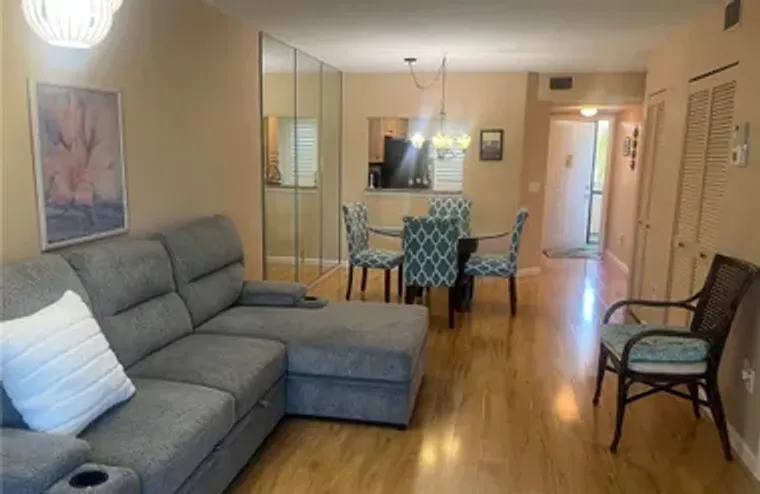 7406 LAKE BREEZE DR 218, FORT MYERS, FL,..., Fort Myers, FL 33907