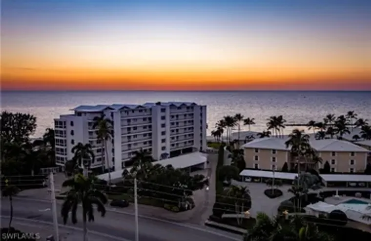 2150 GULF SHORE BLVD 609, NAPLES, FL, 34..., Naples, FL 34102