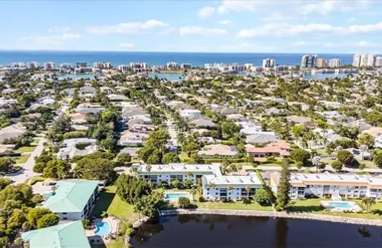 3030 BINNACLE DR 307, NAPLES, FL, 34103, Naples, FL 34103