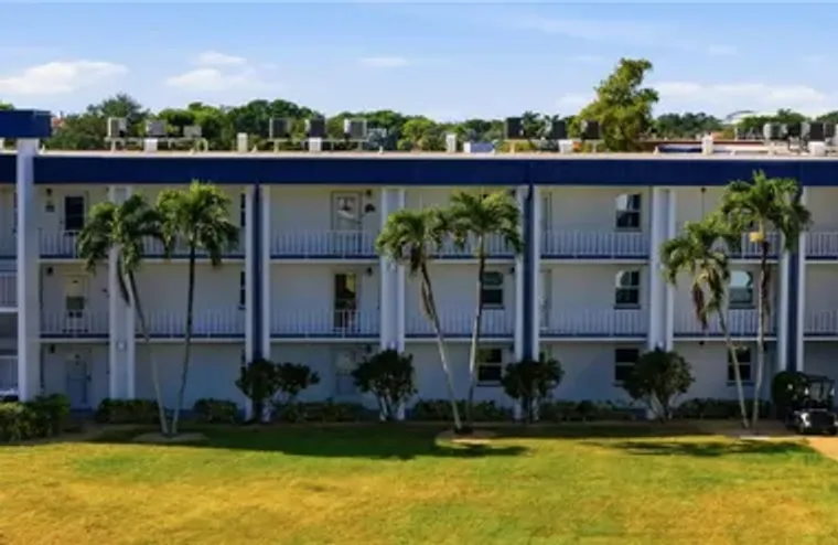 1724 PINE VALLEY DR 213, FORT MYERS, FL,..., Fort Myers, FL 33907