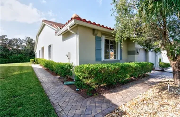 6445 OXFORD CIR UNIT 101A, VERO BEACH, F..., Vero Beach, FL 32966