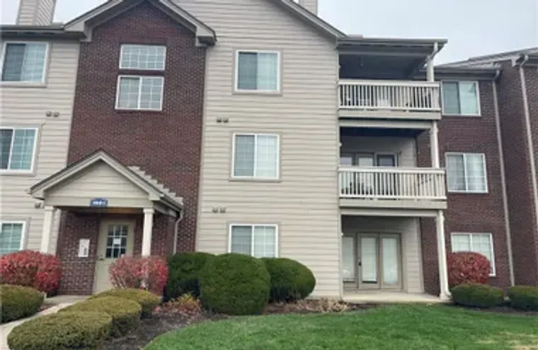 1901 WATERSTONE BLVD APT 103, MIAMISBURG..., Miamisburg, OH 45342