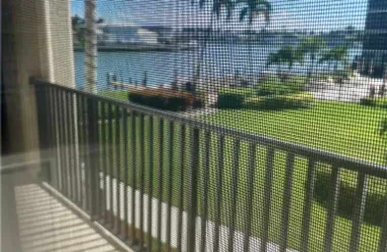 3200 GULF SHORE BLVD N APT 204, NAPLES, ..., Naples, FL 34103