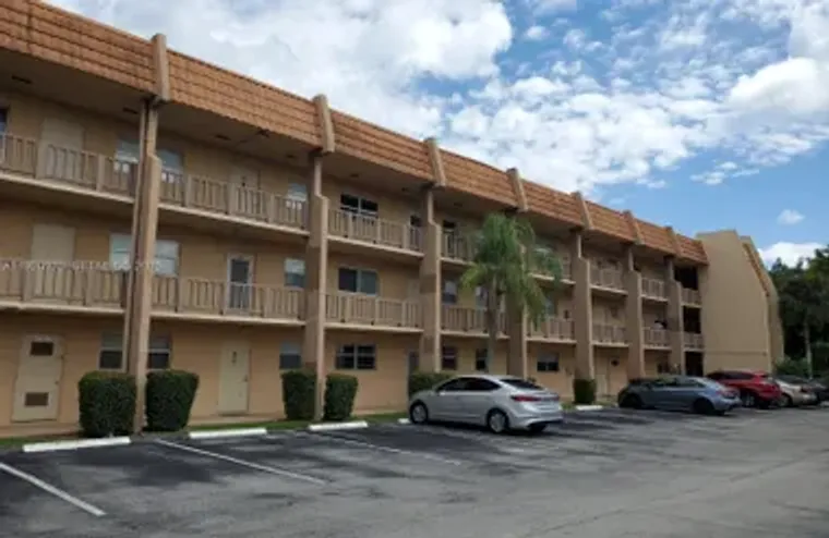 6550 ROYAL PALM BLVD 112A, MARGATE, FL, ..., Margate, FL 33063