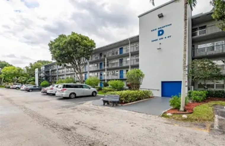 13450 SW 3RD ST 306D, PEMBROKE PINES, FL..., Pembroke Pines, FL 33027