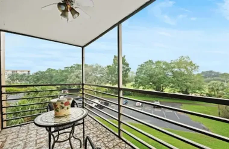 900 SAINT CHARLES PL 419, PEMBROKE PINES..., Pembroke Pines, FL 33026