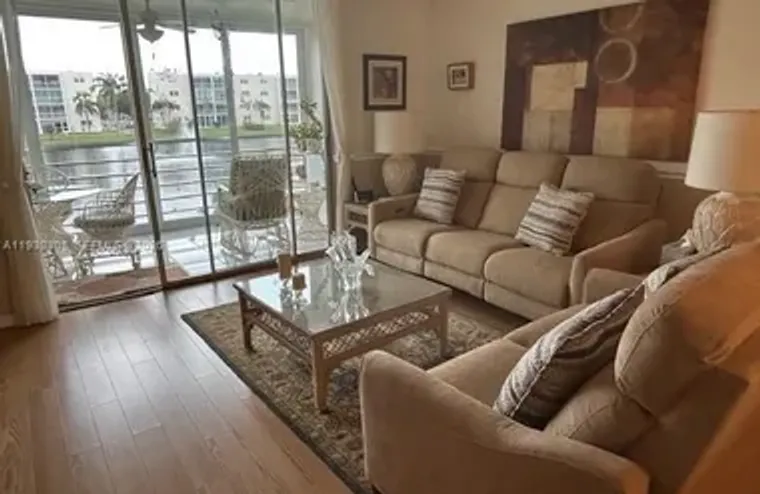 324 SE 10TH ST 207, DANIA BEACH, FL, 330..., Dania Beach, FL 33004