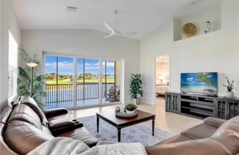 8633 CHAMPIONS PT UNIT 803, NAPLES, FL, ..., Naples, FL 34113