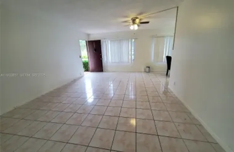 13355 SW 9TH CT 101H, PEMBROKE PINES, FL..., Pembroke Pines, FL 33027