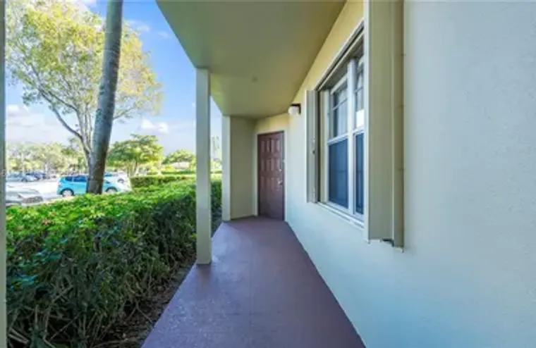 13000 SW 15TH CT 101U, PEMBROKE PINES, F..., Pembroke Pines, FL 33027