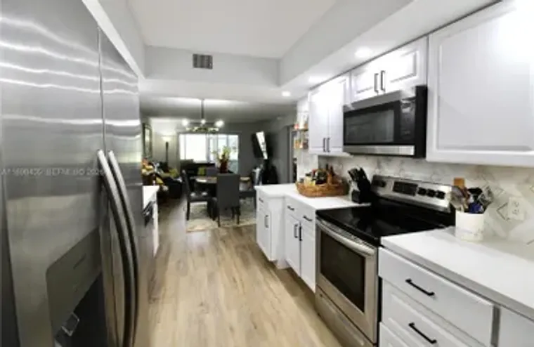 1200 SW 125TH AVE 105L, PEMBROKE PINES, ..., Pembroke Pines, FL 33027