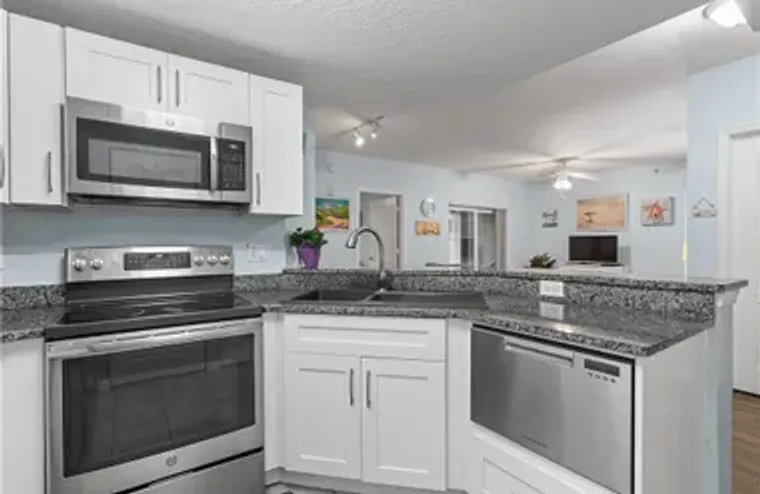 5095 FAIRWAYS CIR I102, VERO BEACH, FL, ..., Vero Beach, FL 32967