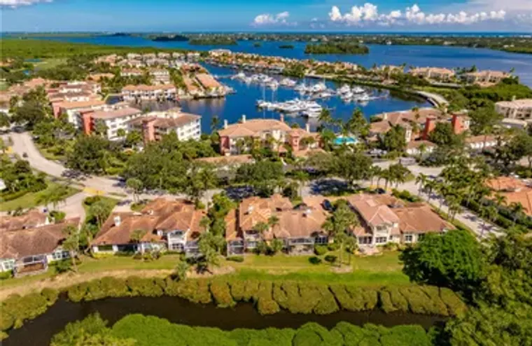 5209 W HARBOR VILLAGE DR, VERO BEACH, FL..., Vero Beach, FL 32967