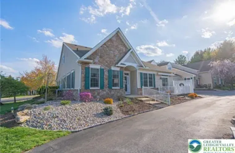 1896 JEANINE WAY, LOWER SAUCON TWP, PA, ..., Lower Saucon Twp, PA 18055