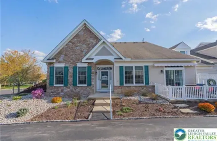 1896 JEANINE WAY, LOWER SAUCON TWP, PA, ..., Lower Saucon Twp, PA 18055