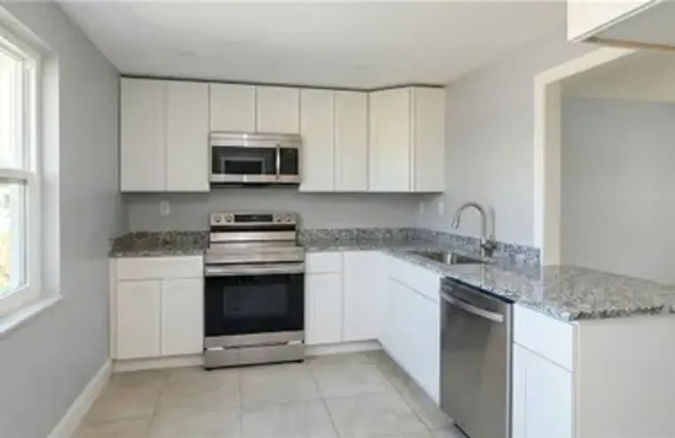 1828 PINE VALLEY DR 112, FORT MYERS, FL,..., Fort Myers, FL 33907