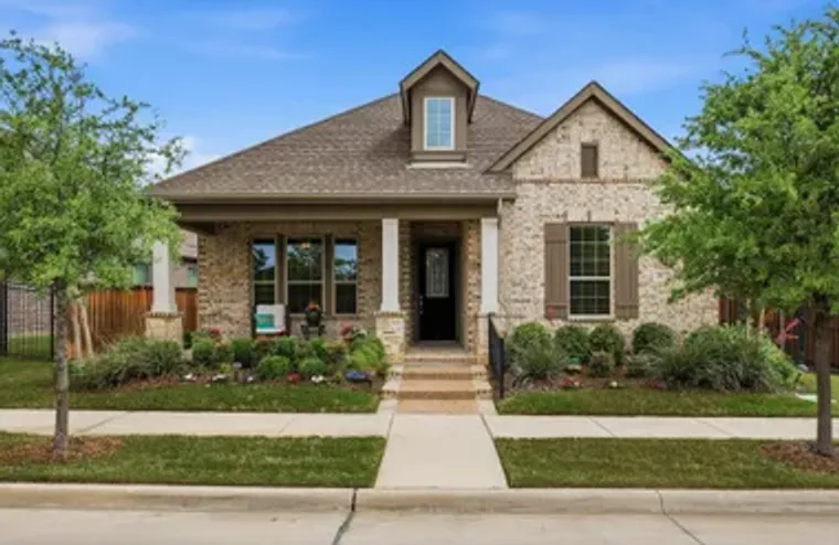 4817 BEAVER CREEK DR, ARLINGTON, TX, 760..., Arlington, TX 76005