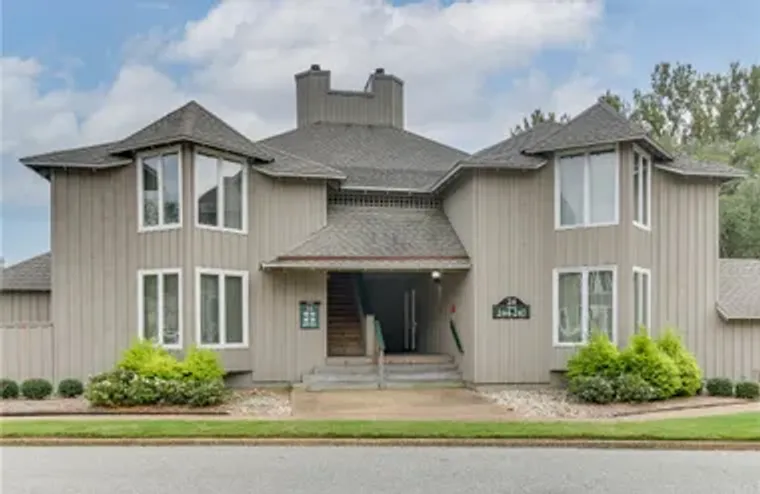 246 PADGETTS ORDINARY, WILLIAMSBURG, VA,..., Williamsburg, VA 23185