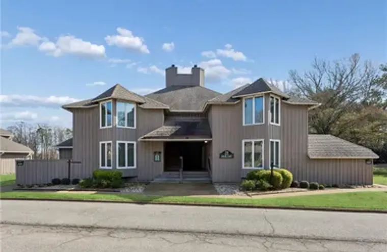 246 PADGETTS ORDINARY, WILLIAMSBURG, VA,..., Williamsburg, VA 23185