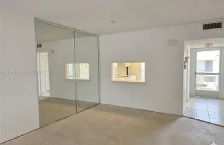 330 SE 2ND ST 403H, HALLANDALE BEACH, FL..., Hallandale Beach, FL 33009