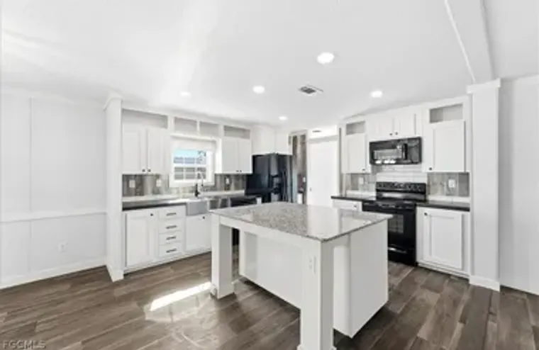 14712 NANTUCKET RD, NORTH FORT MYERS, FL..., North Fort Myers, FL 33917