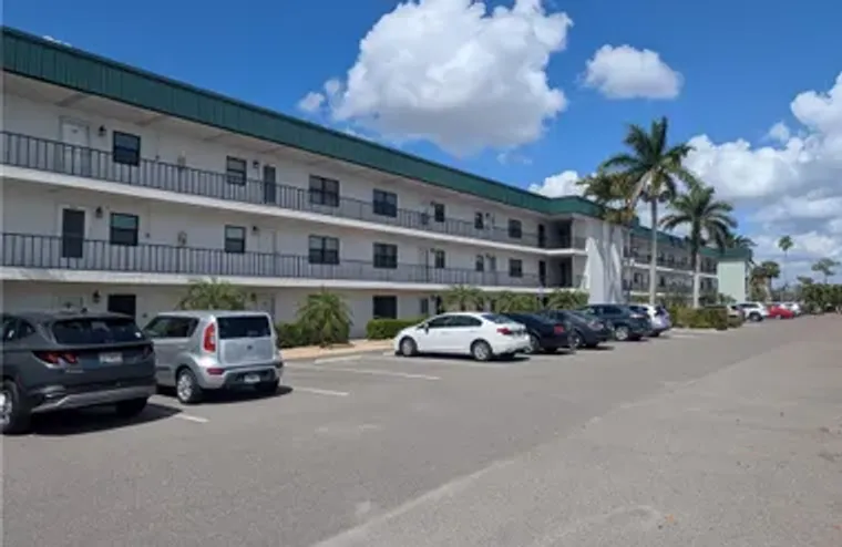 1747 PEBBLE BEACH DR 206, FORT MYERS, FL..., Fort Myers, FL 33907