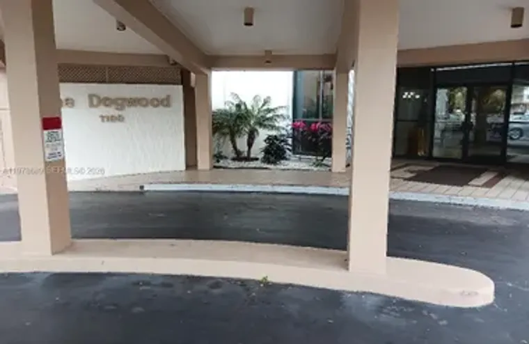 1100 ST CHARLES PL 213, PEMBROKE PINES, ..., Pembroke Pines, FL 33026