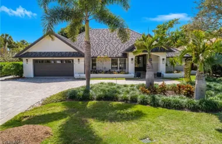 720 SHADOW LAKE LN, NAPLES, FL, 34108, Naples, FL 34108