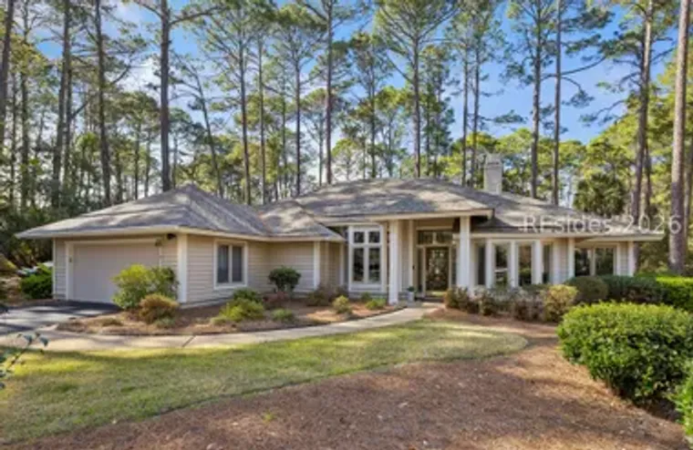 2 HUMMINGBIRD CT, HILTON HEAD ISLAND, SC..., Hilton Head Island, SC 29926