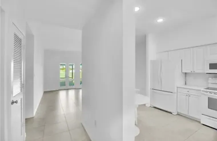 5040 HARMONY CIR 105, VERO BEACH, FL, 32..., Vero Beach, FL 32967