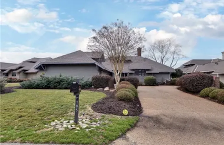 105 ROGER SMITH, WILLIAMSBURG, VA, 23185, Williamsburg, VA 23185