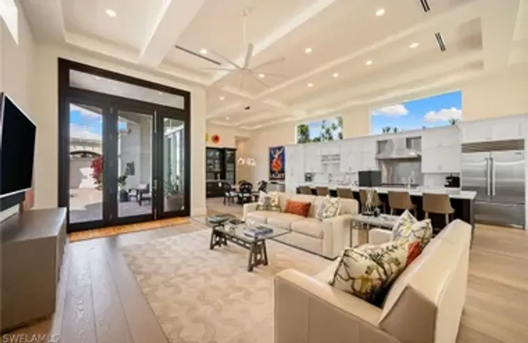 7963 GRAND BAY DR 11, NAPLES, FL, 34108, Naples, FL 34108