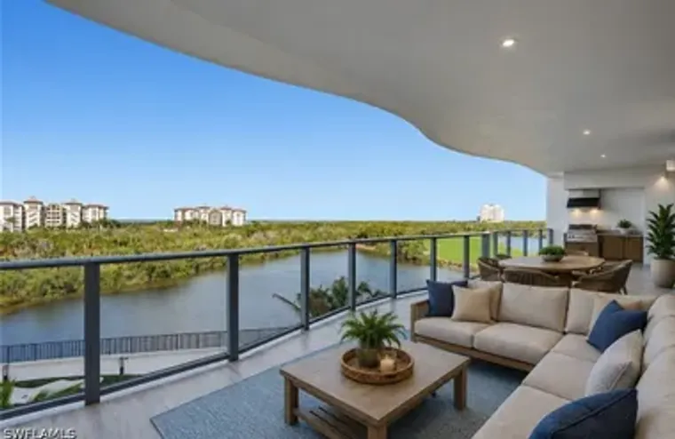 4810 PELICAN COLONY 404, BONITA SPRINGS,..., Bonita Springs, FL 34134