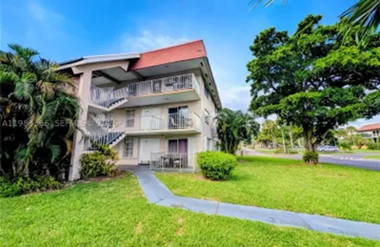 3061 NW 47TH TER 226A, LAUDERDALE LAKES,..., Lauderdale Lakes, FL 33313