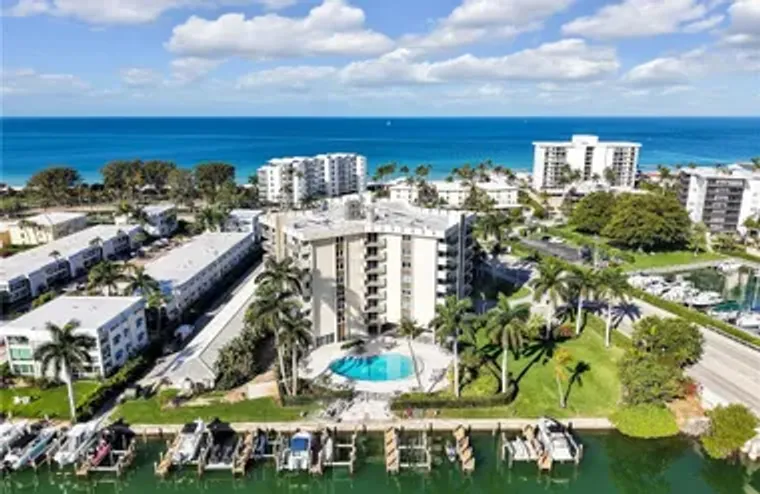 2150 GULF SHORE BLVD 407, NAPLES, FL, 34..., Naples, FL 34102