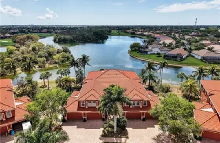 6422 LEGACY CIR 704, NAPLES, FL, 34113, Naples, FL 34113