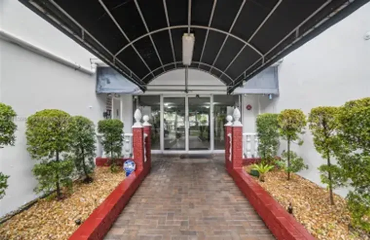 4851 NW 21ST ST 107, LAUDERHILL, FL, 333..., Lauderhill, FL 33313