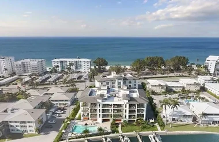 2020 GULF SHORE BLVD -201W, NAPLES, FL, ..., Naples, FL 34102