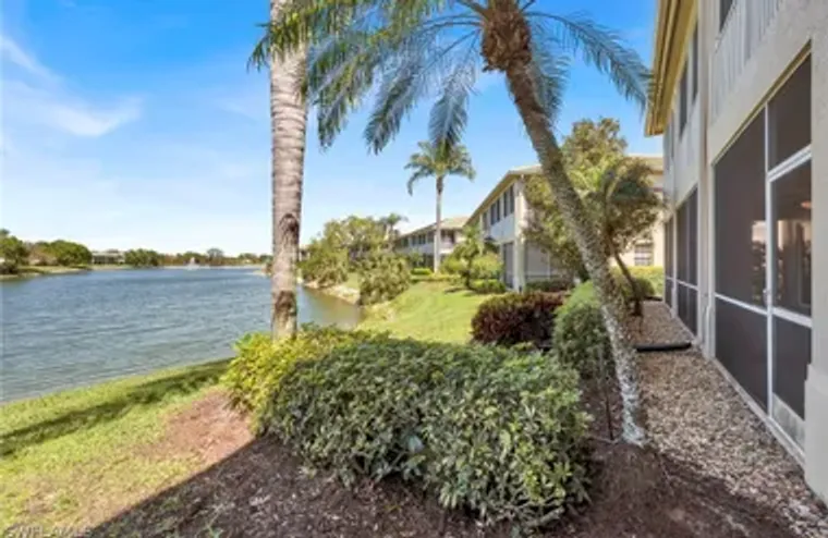 600 VINTAGE RESERVE LN 22B, NAPLES, FL, ..., Naples, FL 34119