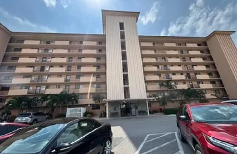 4260 SE 20TH PL 205, CAPE CORAL, FL, 339..., Cape Coral, FL 33904