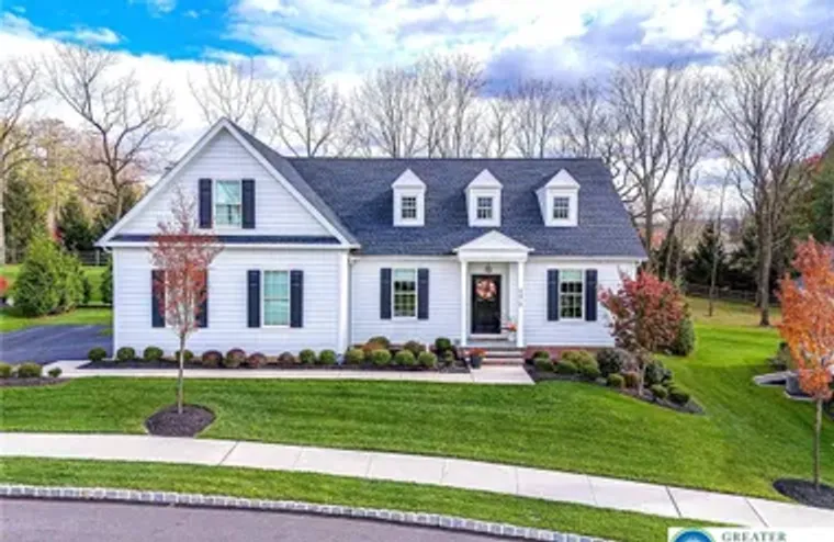 4475 STONEBRIDGE DR, UPPER SAUCON TWP, P..., Upper Saucon Twp, PA 18015