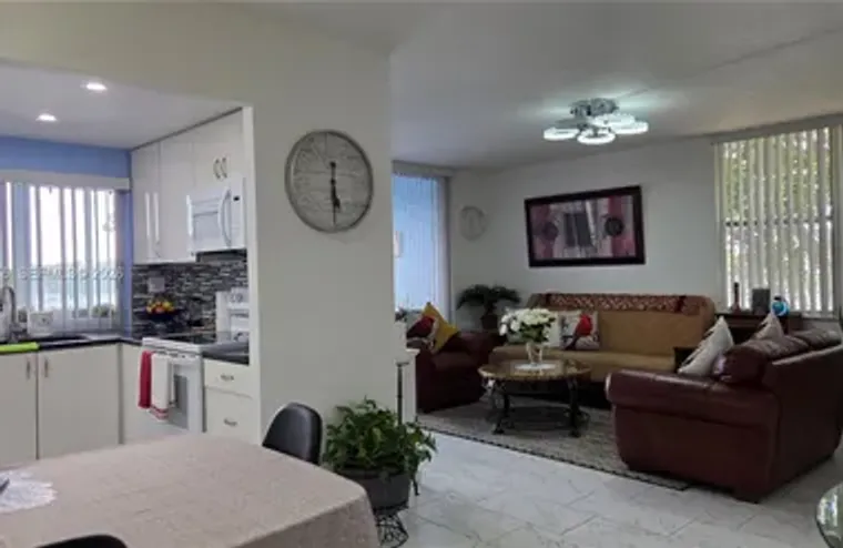 9400 LIME BAY BLVD 315, TAMARAC, FL, 333..., Tamarac, FL 33321