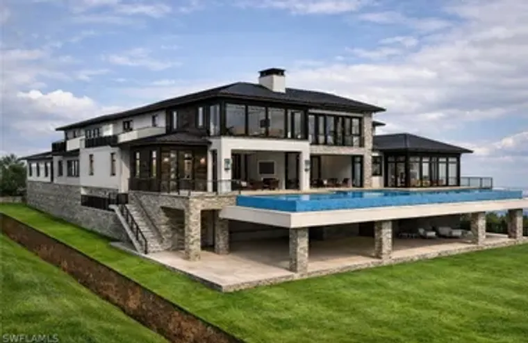 1900 GULF SHORE BLVD, NAPLES, FL, 34102, Naples, FL 34102