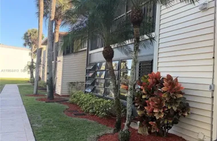 15500 LAKES OF DELRAY BLVD 207, DELRAY B..., Delray Beach, FL 33484