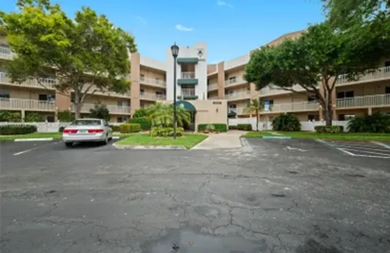 9599 WELDON CIR A112, TAMARAC, FL, 33321, Tamarac, FL 33321