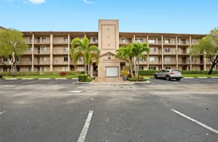 13701 SW 12TH ST 202A, PEMBROKE PINES, F..., Pembroke Pines, FL 33027